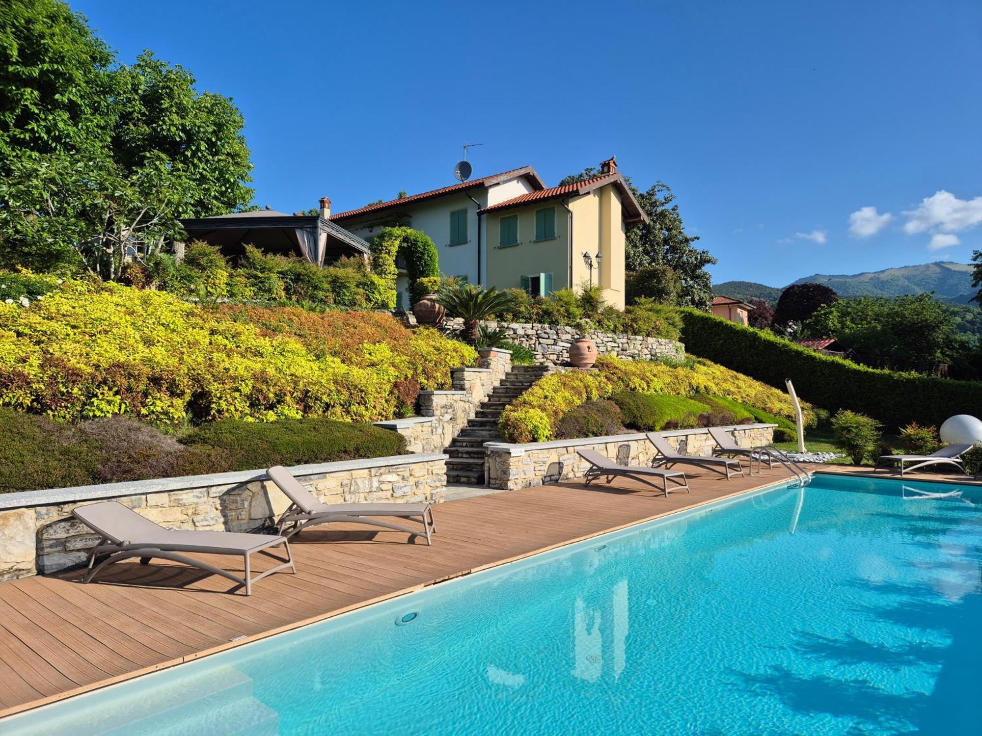Casale Raffaello B&B Como Albese Con Cassano Exteriér fotografie
