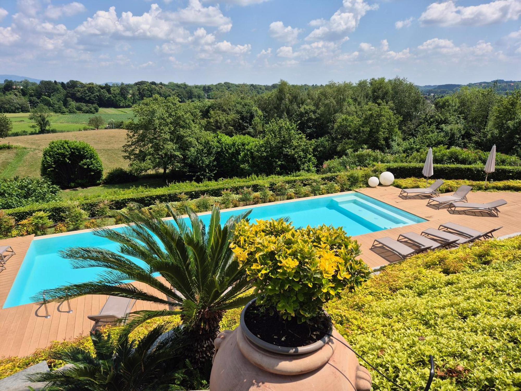 Casale Raffaello B&B Como Albese Con Cassano Exteriér fotografie