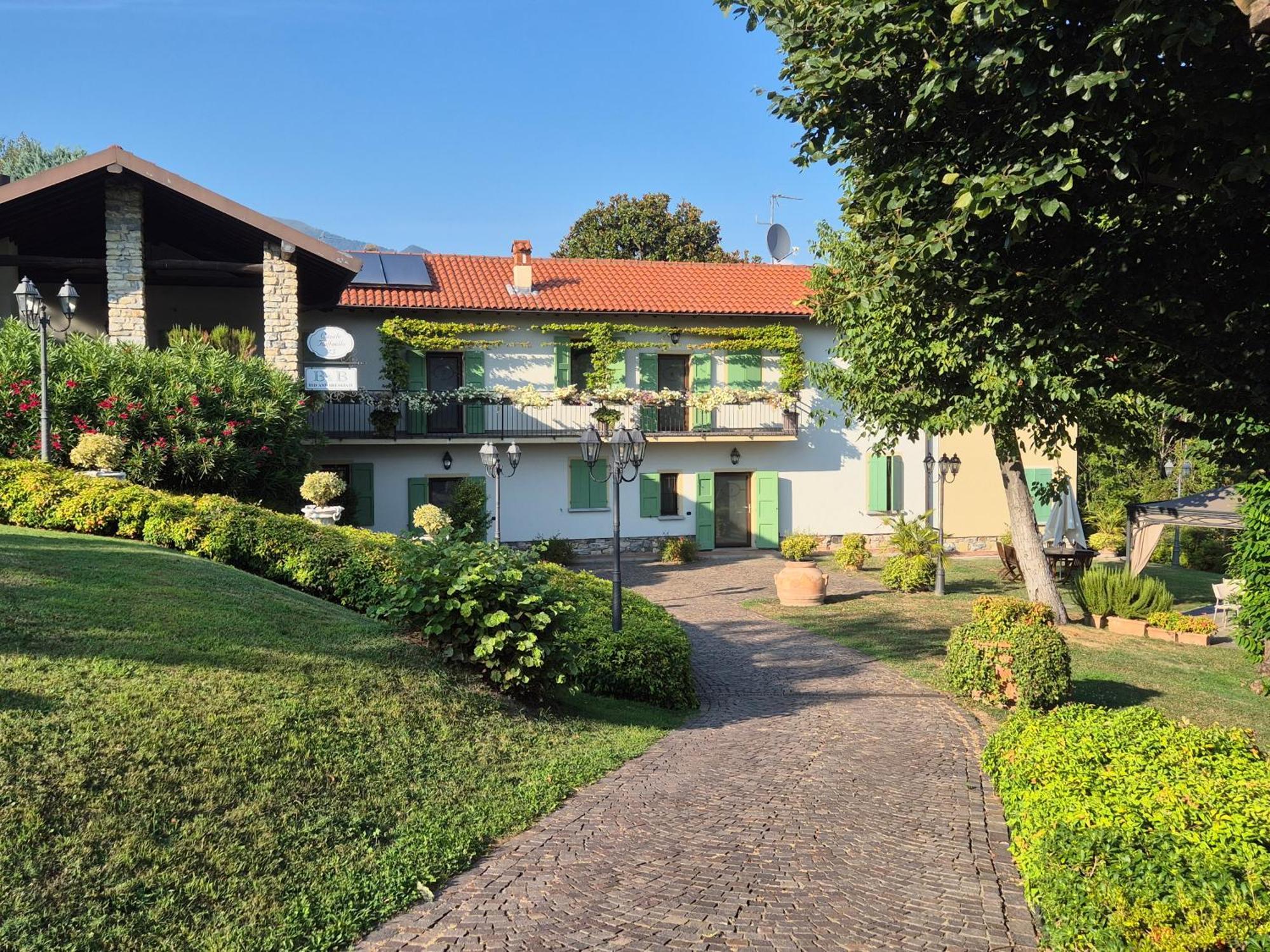 Casale Raffaello B&B Como Albese Con Cassano Exteriér fotografie